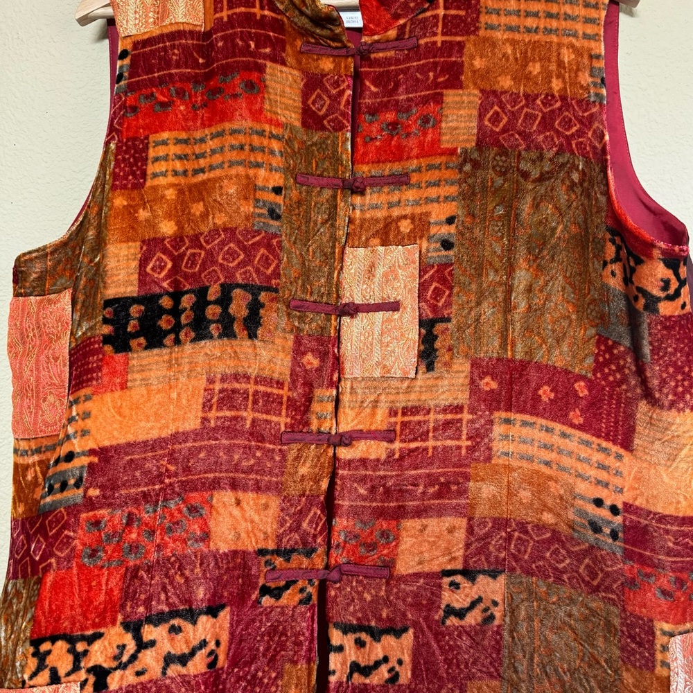 Coldwater Creek top women XL silk blend velvet patchwork vest red & orange - Picture 3 of 7